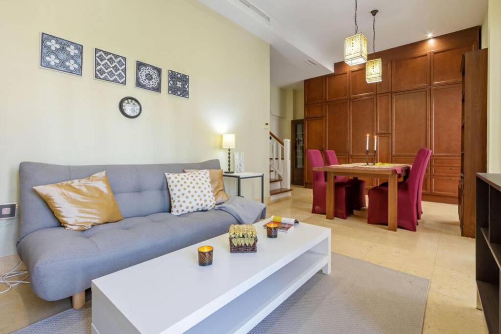 إشبيلية Padua Central Alameda House By Valcambre المظهر الخارجي الصورة